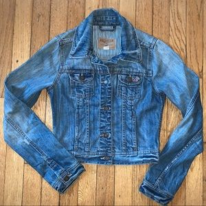 Hollister Denim Jacket, XS (100% cotton)